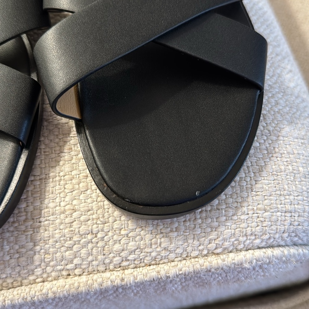 Madewell The Mena Slide Sandal in True Black - Picture 5 of 9